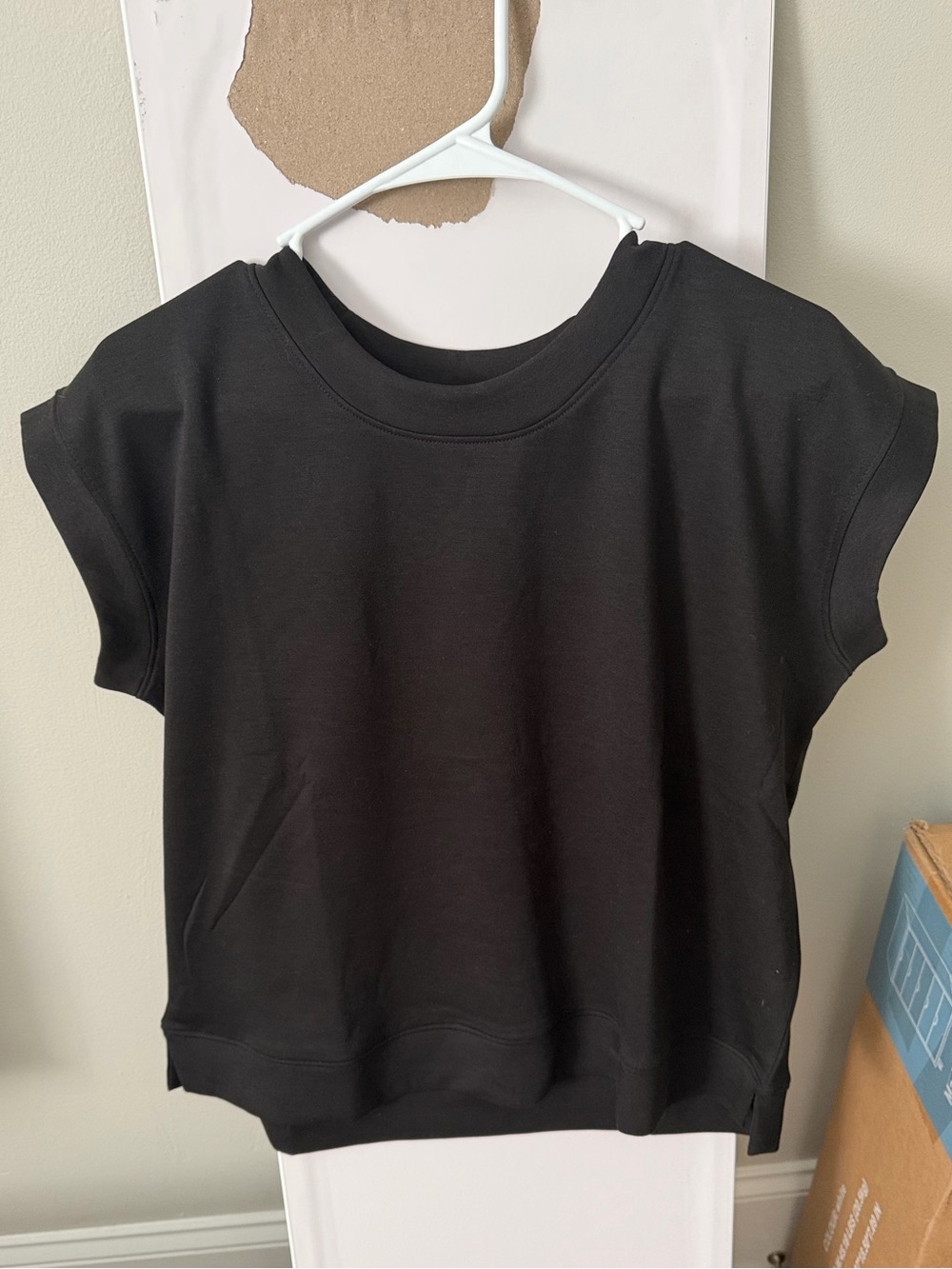Zenana Black Scuba Cap Sleeve Crop Top Boxy Fit Size S (could fit m)